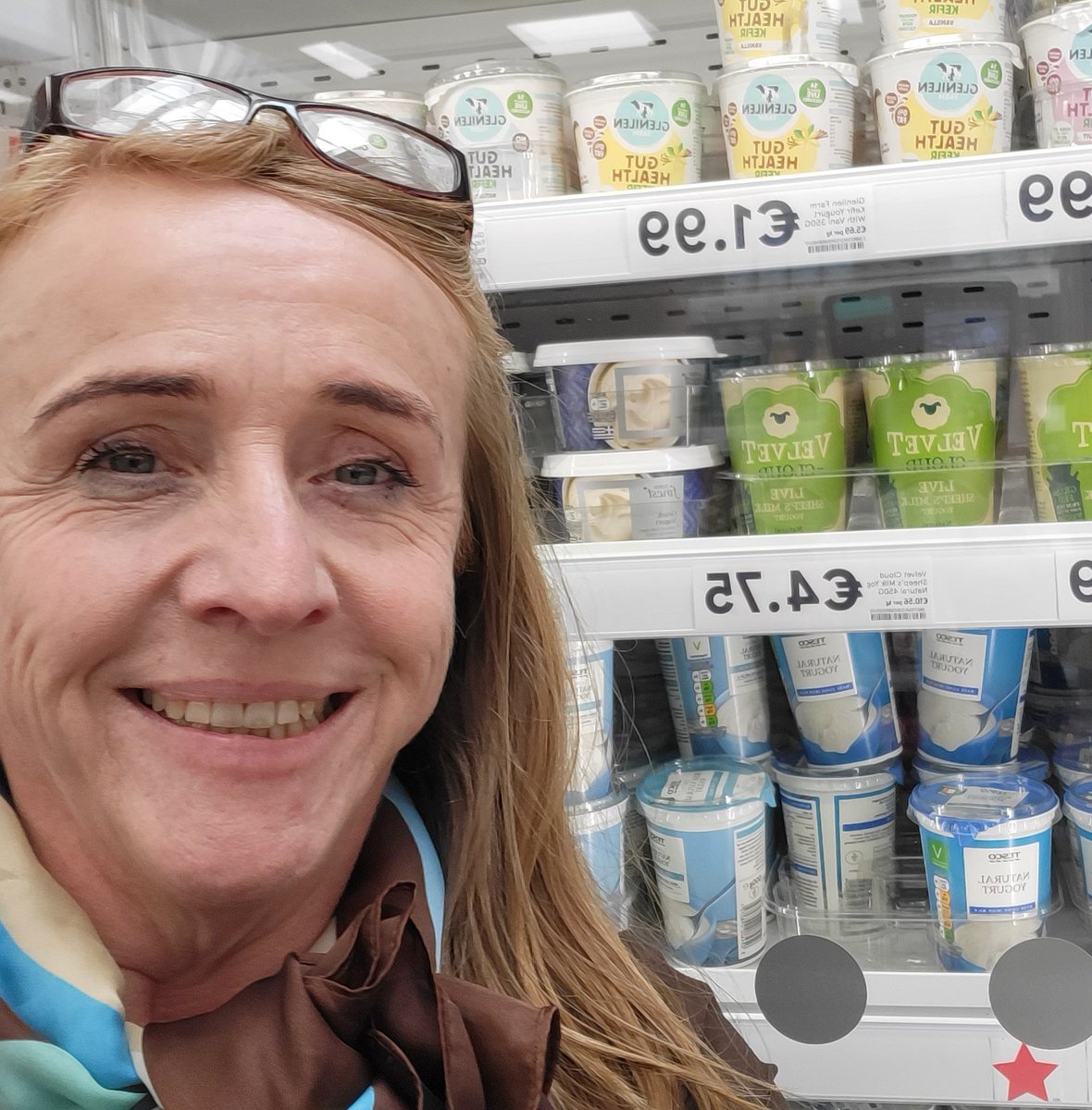 Velvet Cloud tweet media