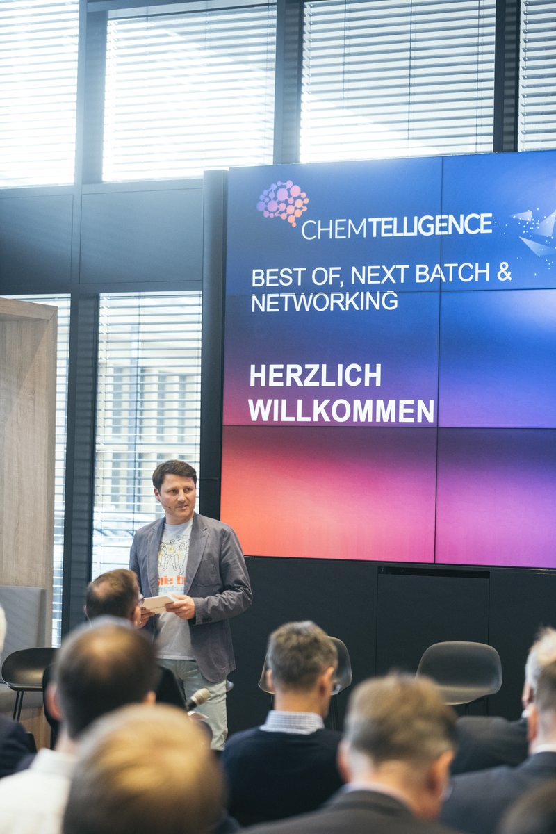 isa_schiffer's tweet photo. 🚀 Last Friday, I had the pleasure of attending the Chemtelligence kick-off event.

💡 𝐂𝐡𝐞𝐦𝐭𝐞𝐥𝐥𝐢𝐠𝐞𝐧𝐜𝐞 𝐢𝐬 𝐚𝐧 𝐨𝐩𝐞𝐧 𝐢𝐧𝐧𝐨𝐯𝐚𝐭𝐢𝐨𝐧 𝐩𝐥𝐚𝐭𝐟𝐨𝐫𝐦 bringing together #chemistry industry with start-ups, students, and scientists. 

https://t.co/hqjFiCMjF6 https://t.co/VexkH2EqyQ