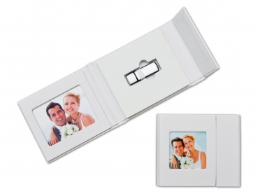 Elegantdisk's tweet photo. USB-Case 16x13cm. 2 Bildfenster. PU-Leder Weiss. - Hochzeit https://t.co/LN570Mcs2X #hülle #case https://t.co/ll105hcWlt