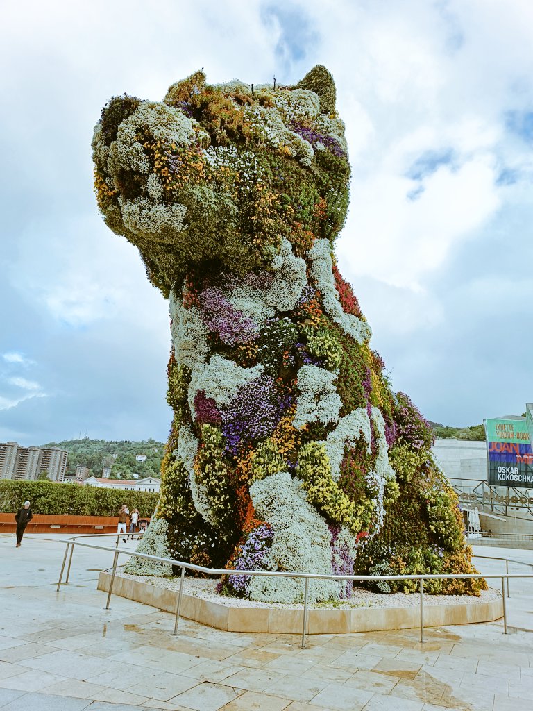 mapaymochila_'s tweet photo. ¡Descubre en nuestro TikTok la cultura, patrimonio, naturaleza y gastronomía de Bilbao y San Sebastián! Gracias a @visiteuskadi por este fabuloso premio del aniversario de #BcnTB9. ¡No te lo pierdas! 😍🌊🍴 #EuskadiTurismo #tiktoktravel https://t.co/ti9GdYj2GD https://t.co/FbP9Tq8lOu