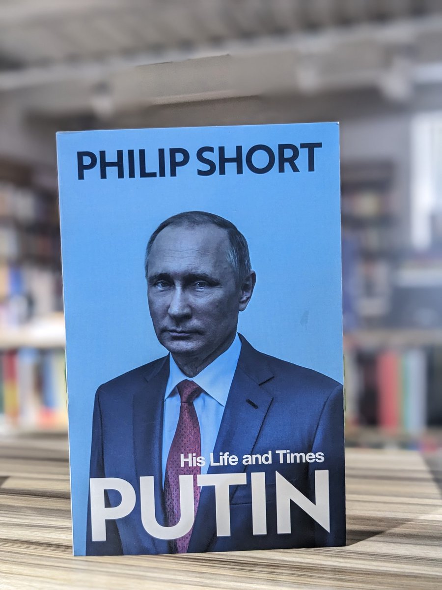 Rovingheights's tweet photo. This book is as close as we will come to understanding Russia's ruler. It also makes us revise long-held assumptions about the course of global politics since the end of the Cold War.
#putinhislifeandtimes
#Philipshort

NGN 10,000 https://t.co/FzN6PY7eOR