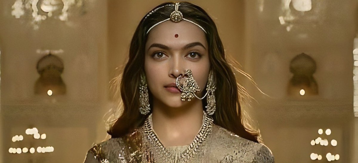mastanified's tweet photo. This is Deepika Padukone in Padmaavat   btw https://t.co/LBhSr8fl98