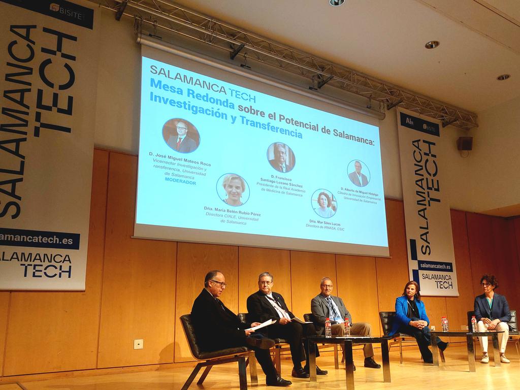 TheAirInstitute's tweet photo. 🗣️Potencial de Salamanca: Investigación y Transferencia
#FranciscoSantiagoLozano, Real Academia de Medicina de Salamanca, #AlbertodeMiguelHidalgo, @usal, María Belén Rubio Pérez, #CIALE, @usal, Mar Siles Lucas, @IRNASA_CSIC y #JoséMiguelMateosRoco, @usal.
#salamancatechDay https://t.co/fSkBL49hXR
