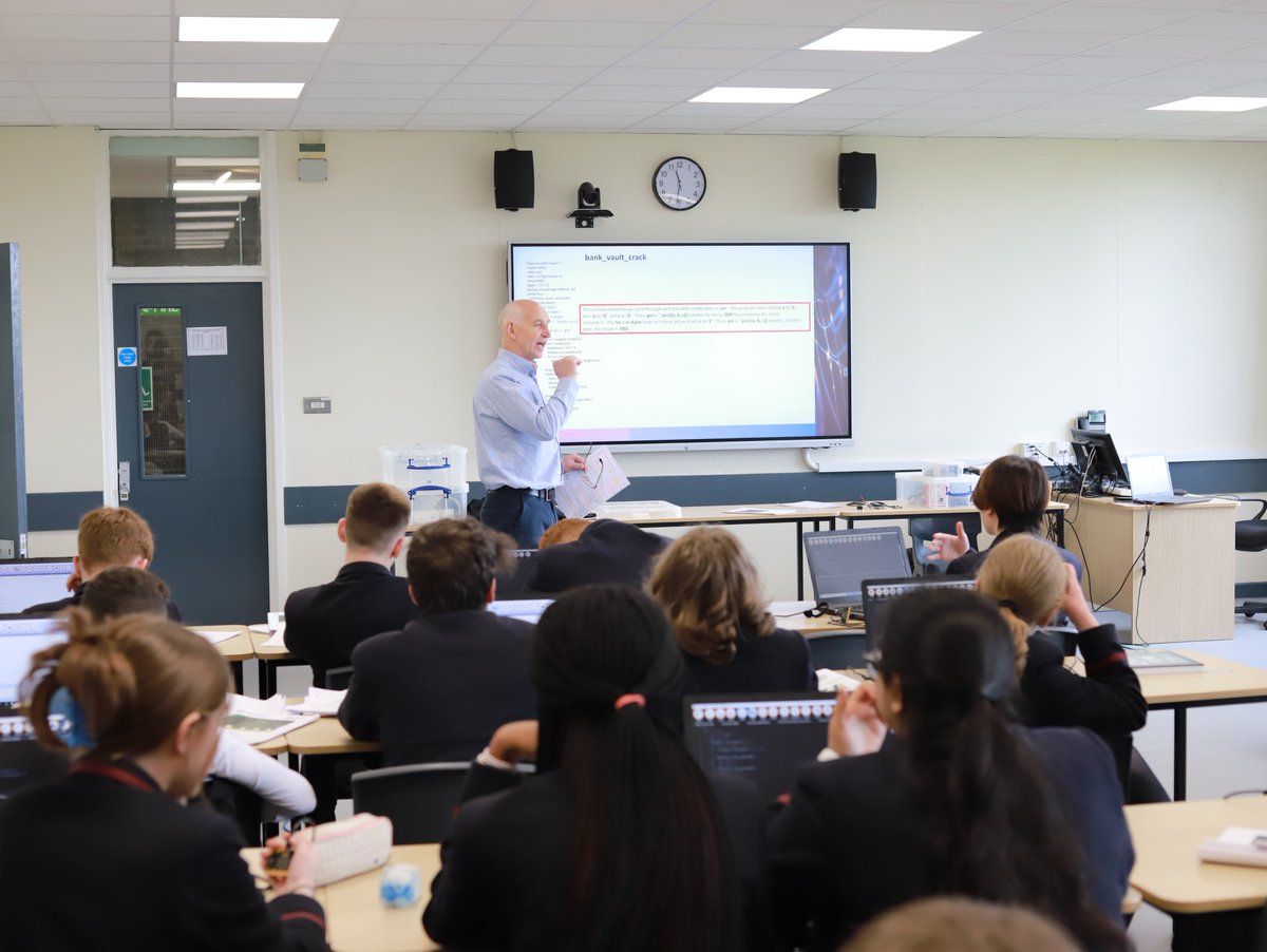 WHS_Computing's tweet image. Our Year 11 Digital Technology students enjoyed having @SentinusNI in this week to look at cyber-security using Microbits!