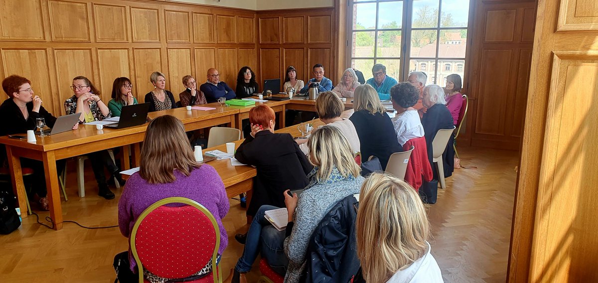 lecdad62's tweet photo. Hier s'est déroulée la 1ere reunion de réseau depuis le covid,en présence des représentants des point-justice du Pas-de-Calais et des partenaires associatifs . @PTJArras @FamillesRurales , #ADIL59 #cidffarras @clcvorg @udaf62 #lesconciliateursdejustice #epdef https://t.co/mGsd69BA9R