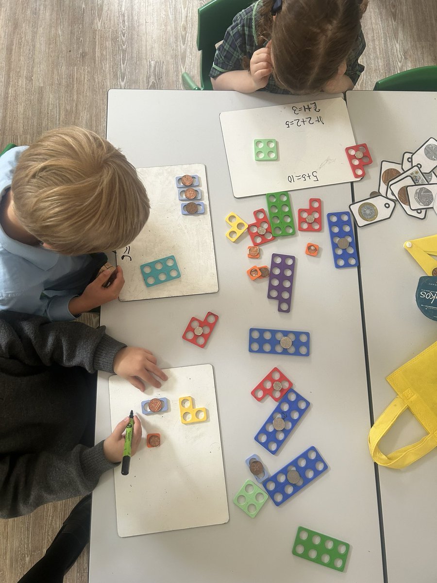 RPPS_Reception's tweet image. We used the Numicon to support our understanding of money. The children could see the amount the coins were worth and added them together to make different amounts.