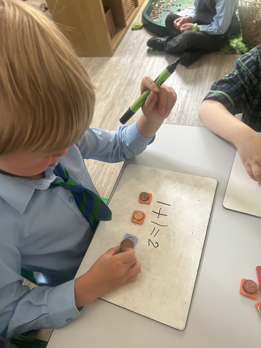 RPPS_Reception's tweet image. We used the Numicon to support our understanding of money. The children could see the amount the coins were worth and added them together to make different amounts.