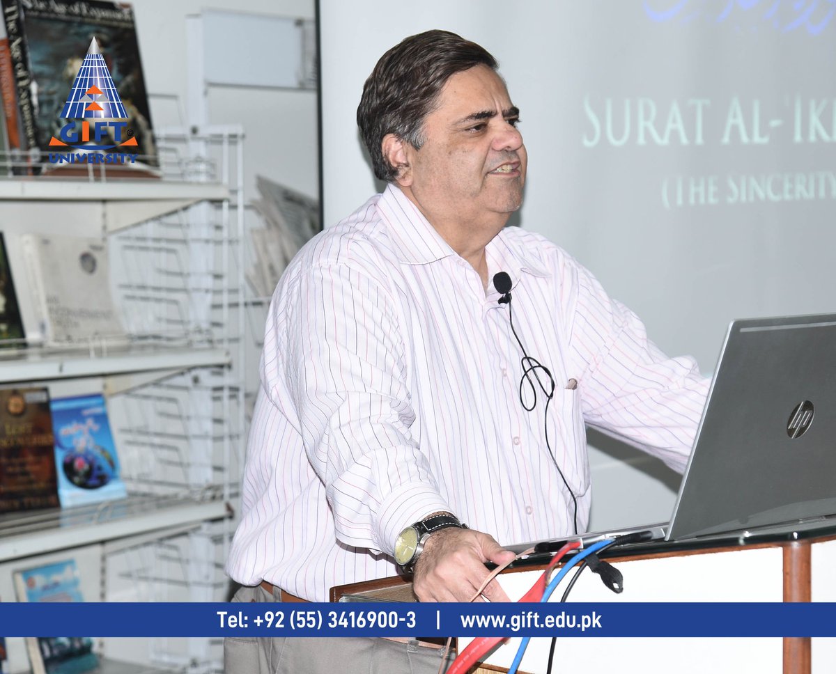 GIFTUniv's tweet photo. A workshop on Coursera was held at the Girls Block Library. Dr. Asir Ajmal, Dean of SASS, and Dr. Taimur Kayani, Dean of OLD, conducted the workshop, which provided a comprehensive overview of the courses and guidelines on how to maximize the learning experience.
#lifeatgift https://t.co/w02vRbBE62