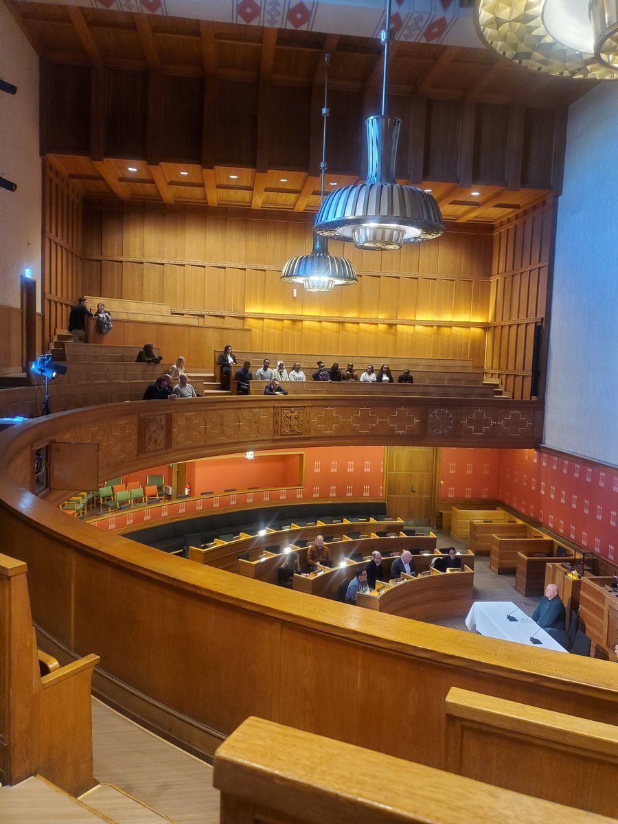 HonHusseinMoha's tweet photo. Norway Oslo City Hall is a municipal building in Oslo, the capital of Norway. It houses the city council, the city's administration and various other municipal organisations. The building as it stands today was constructed between 1931 and 1950. https://t.co/A5zHMGOZ8T