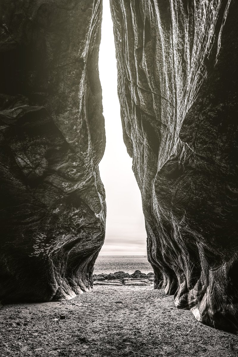 MonoThis's tweet image. Endless.

This year I am making an effort to explore more of the Solway Coast and this area just above Southerness has some fantastic rock formations. 
#WexMondays #fotospeed #landscape #photography