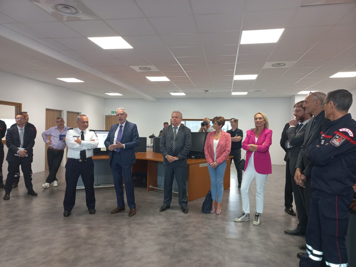 Sapeurs-Pompiers VAR tweet media