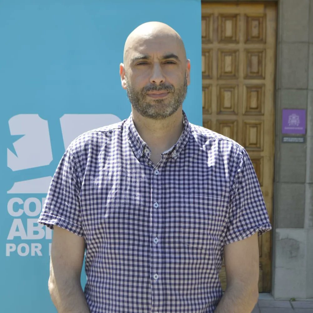 mariu_arbesu's tweet photo. El llunes ficimos la presentación de la candidatura de Conceyu Abiertu por Noreña. Un proyeutu a nivel de conceyu: social, verde, feminista, que defiende la xestión públicá, participativu, antifacista y asturianu.
#noreña #asturies #asturias #conceyu #faciendonoreña https://t.co/k0nMfTF2re