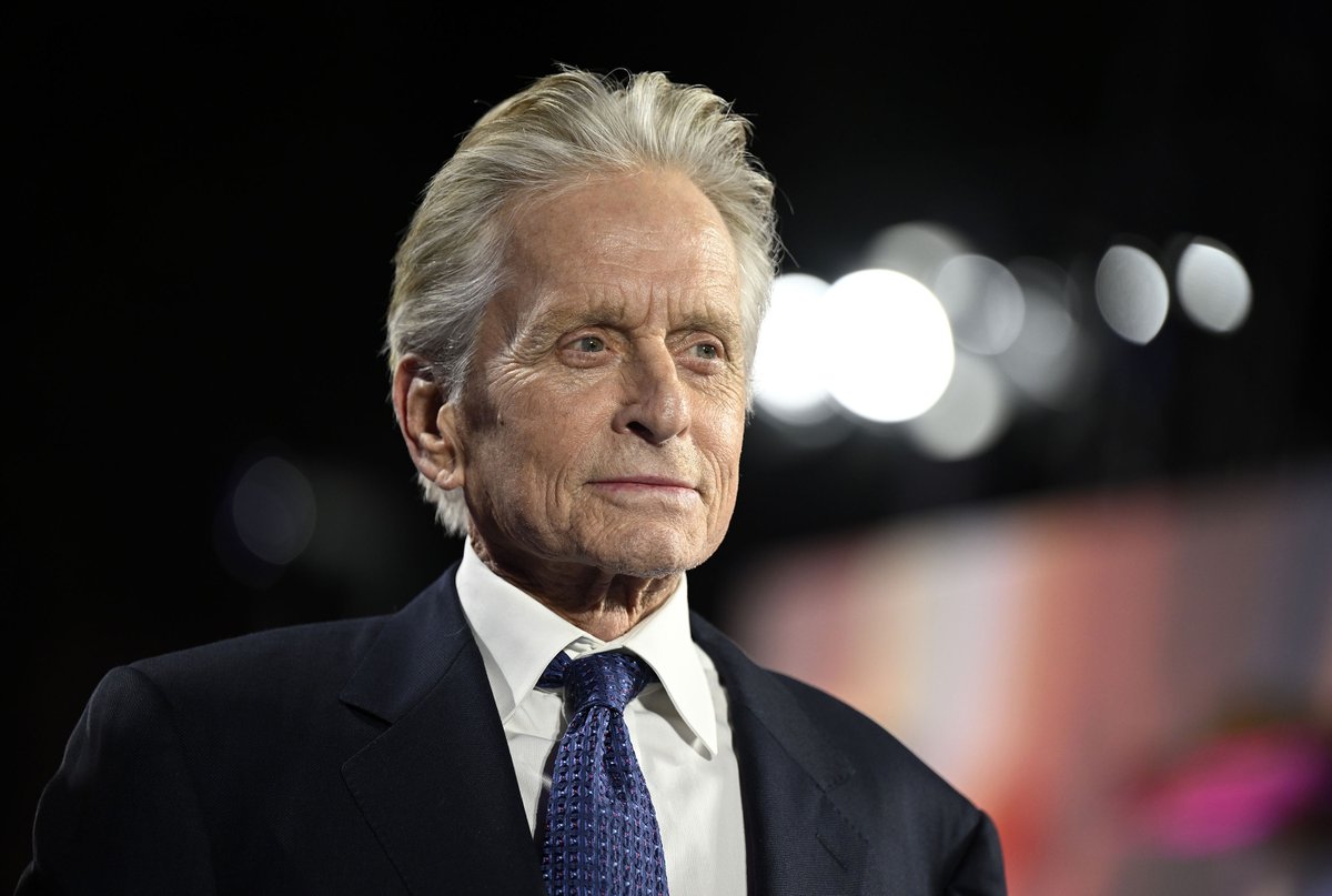 Festival_Cannes's tweet photo. Michael Douglas, Palme d'or d'honneur du 76e Festival de Cannes ✨
Le Festival de Cannes rendra hommage à l'acteur américain lors de la cérémonie d’Ouverture le mardi 16 mai prochain, en saluant sa brillante carrière et son engagement pour le cinéma ► https://t.co/y3l06eLvlL https://t.co/w0jT79aeoB