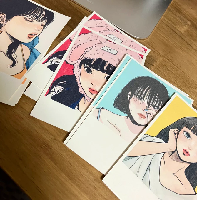 5/13(土)、14(日)につどーむで開催される 札幌ハンドメイドマルシェに こそっと出ます〜!!! メインは母のアクセサリーショップで わたしはその端っこにポストカードと 絵を置かせてもらいます。 よかったら覗きにきてね #札幌ハンドメイドマルシェ