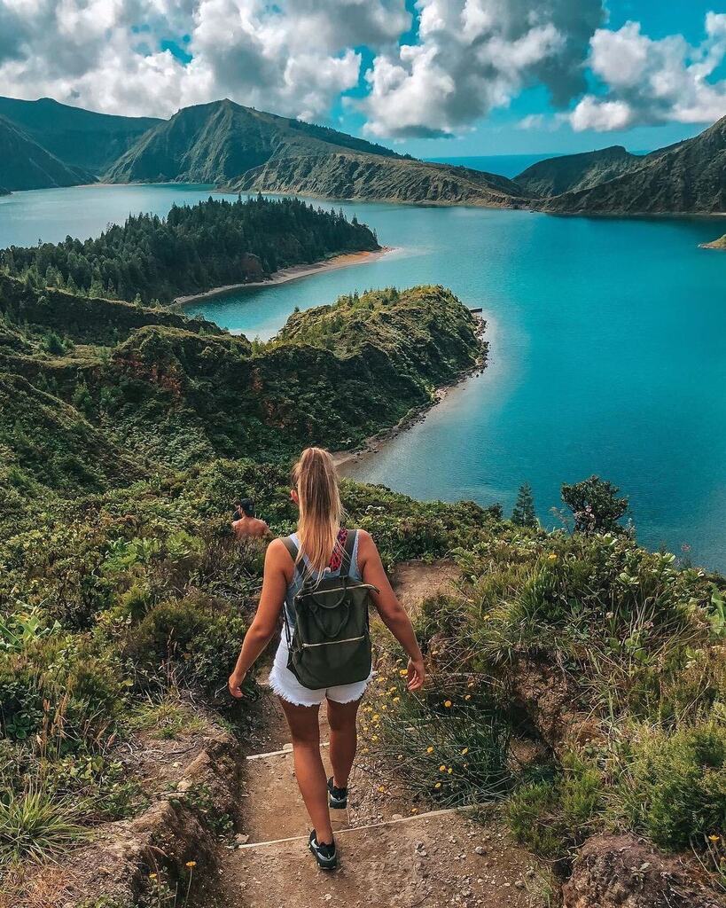 AzoresWhatElse's tweet photo. Se gostaste do conteúdo deixa um comentário e um like, partilha e segue a conta do @azoreswhatelse
Photo by @the_exploraroo 🌍 Just a reminder of how beautiful this world is!!
.
#earthday #thisworld #beautifulworld #beautifulplaces #explorethisworld #exploring #exploreever… https://t.co/2nmWgChXYu