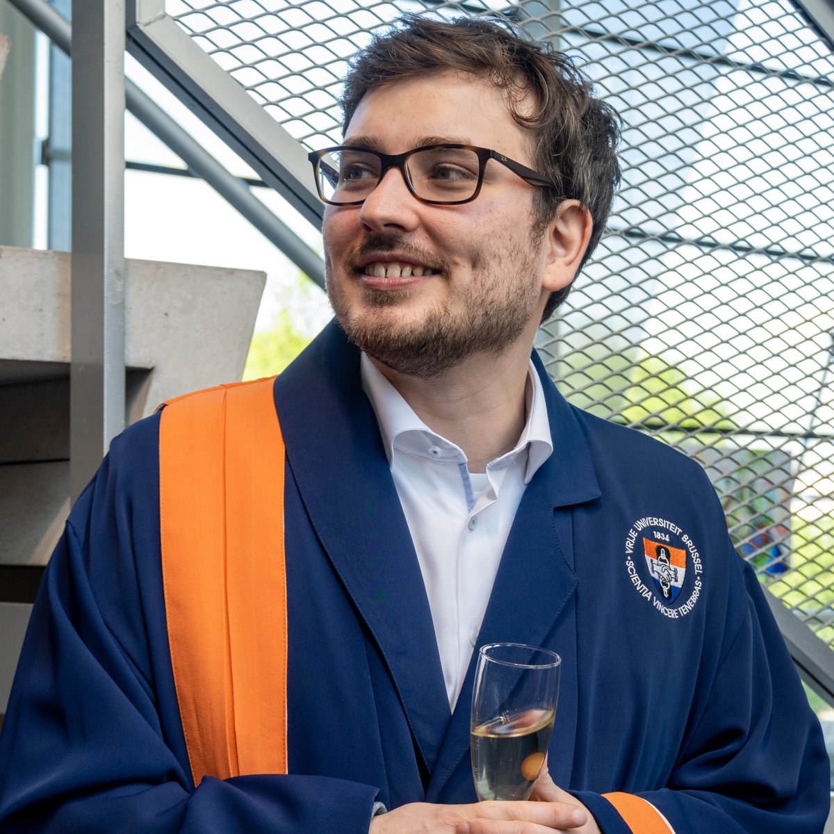 POLI (@dfuturevub.bsky.social) (@poli_vub) on Twitter photo 🎉Congratulations to <a href="/NinoJunius/">Nino Junius</a> on successfully defending his PhD-thesis yesterday. Well done! 👏👏#PhD #PoliticalScience #VUB 🎉Congratulations to <a href="/NinoJunius/">Nino Junius</a> on successfully defending his PhD-thesis yesterday. Well done! 👏👏#PhD #PoliticalScience #VUB