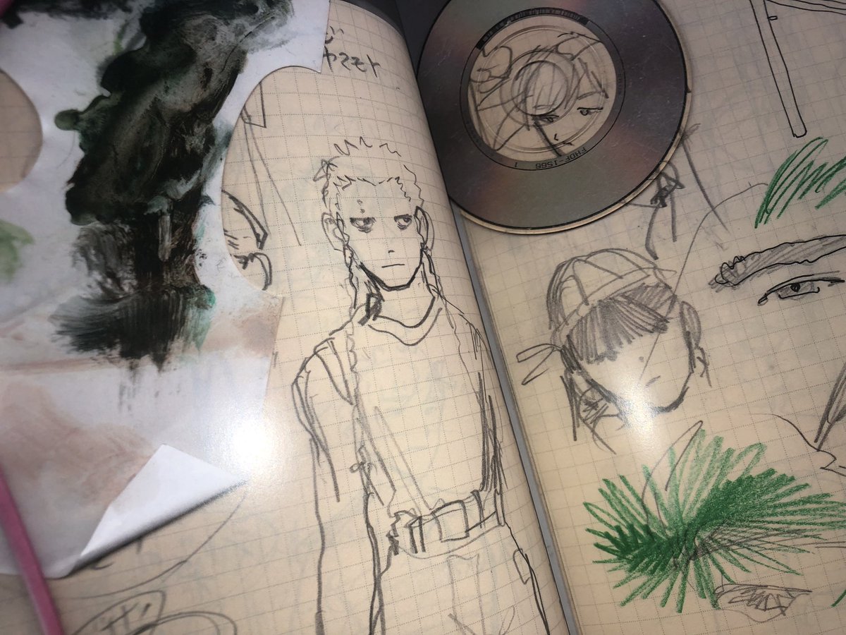 ドローイング、落書きからデジタル、油絵などの作品など50ページにいっぱい詰め込みました📑