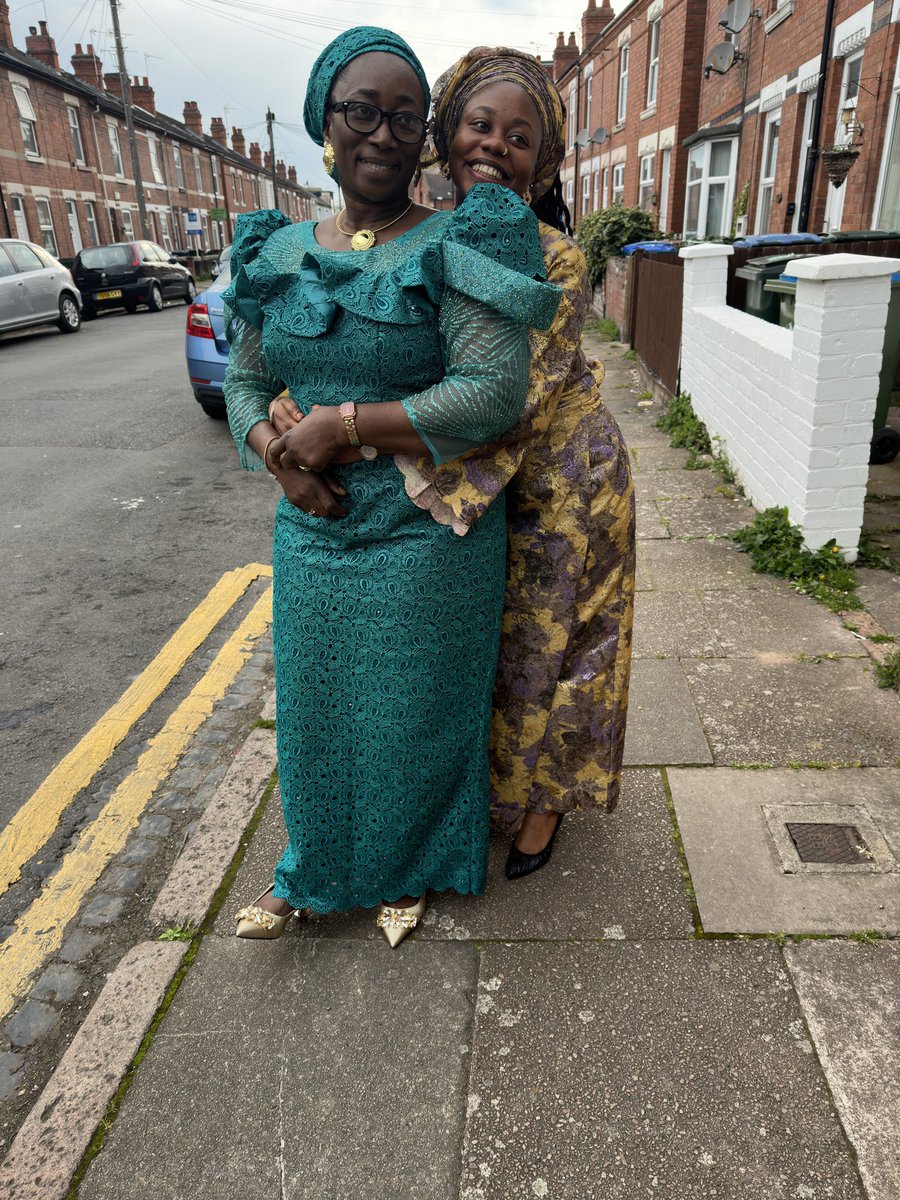 Ore_itan's tweet photo. My mother-in-law is one of a kind, this woman always goes extra length in making me happy, when Inaya was born, she flew down with a whole box full of clothes for Inaya, she didn’t let me enter kitchen at all, she came during Ramadan, she would make sahur and iftar, https://t.co/aVvfEoUS3D