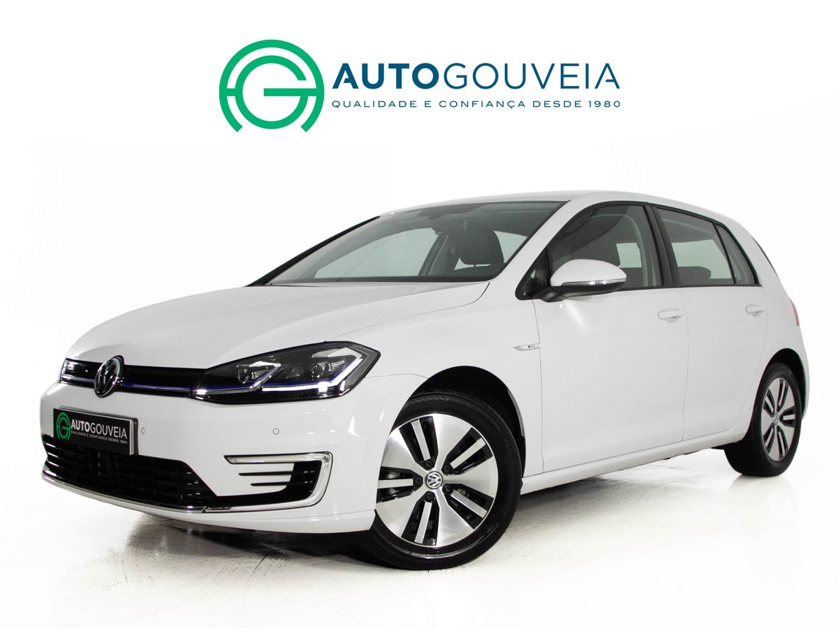 AutoGouveia's tweet photo. VOLKSWAGEN E-GOLF VII BERLINA
Não há dúvidas que o Golf é uma referência do seu segmento.
Com bastante espaço, conforto, solidez de construção e a fiabilidade conhecida da Volkswagen são razões mais que suficientes para ver já esta viatura. 
https://t.co/03bTSvP6Wc https://t.co/Ube8uDTT9u