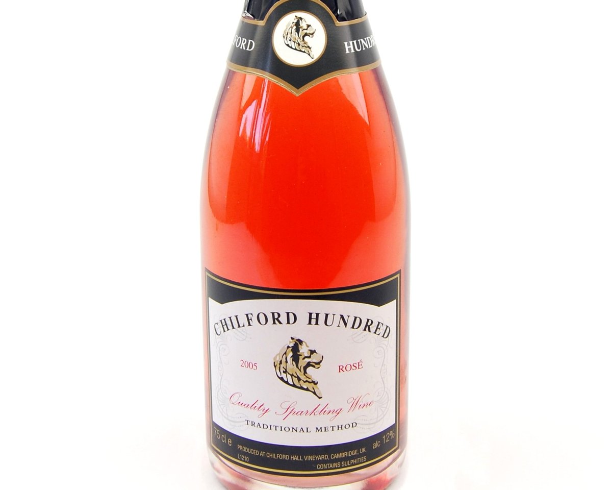 An interesting, eye-catching label on your wine bottle can make all the difference when it comes to selling your product, especially when it comes to new customers. Learn how to design wine bottle labels in our blog. abbeylabels.co.uk/design-wine-bo…