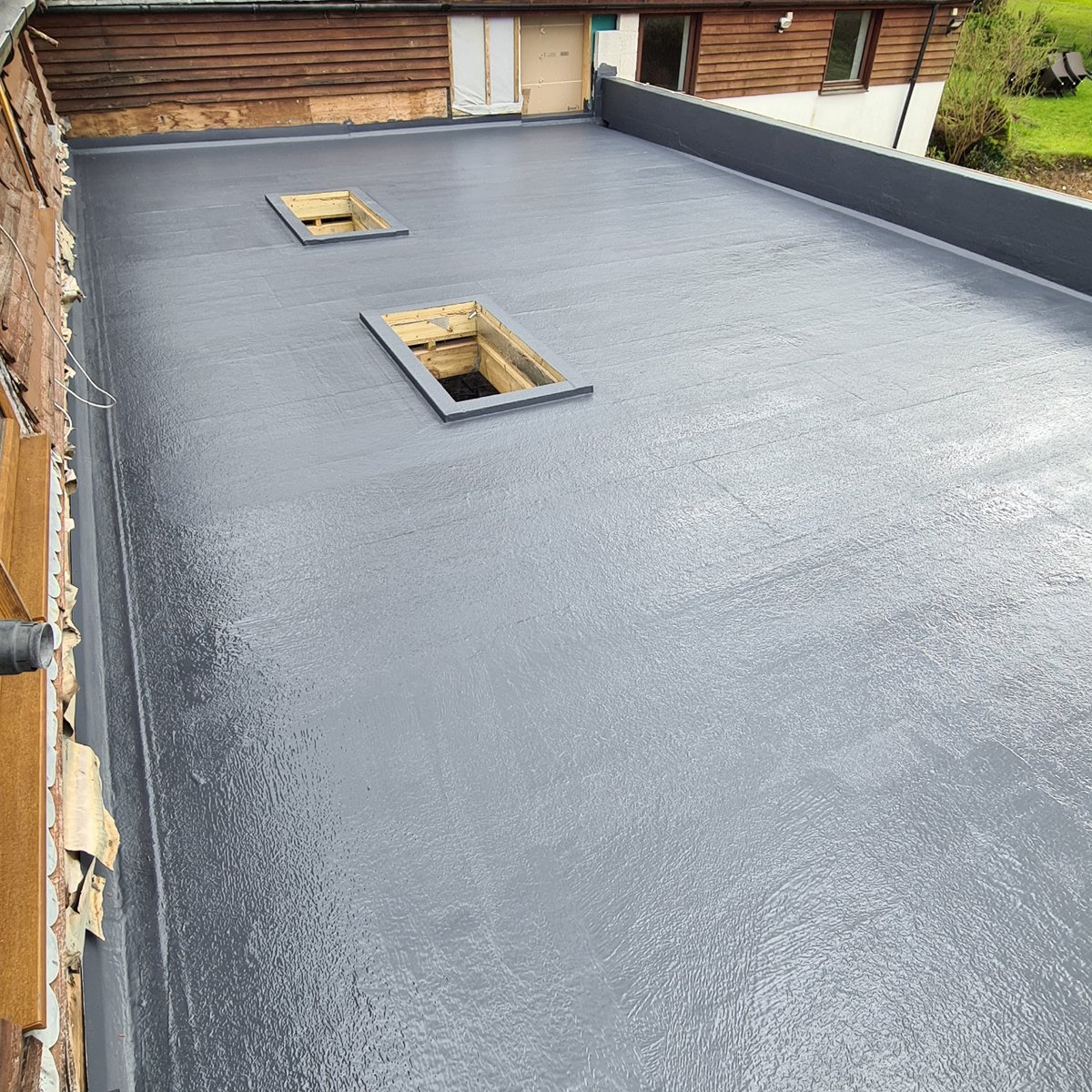 RestecRoofing's tweet photo. It's always a pleasure to see contractors sharing their quality projects! Check out this fantastic Restec #Flexitec2020 installation recently completed by Allen's Flat Roofing 👉
A stunning job by the team👌
#Restecroofing #flatroofinguk #roofingcontractor #grproofing https://t.co/uFOFTpzWca