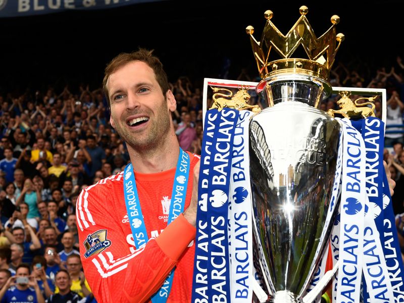 🚨 Petr Čech has been inducted into the Premier League Hall of Fame. Congratulations @PetrCech. 🧤 #CFC