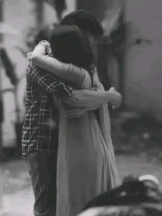 P3ndo_MuNda's tweet photo. محبت کی لمبی عمر کے ساتھ ساتھ اسکی وفا کی بھی دعائیں کیا کرو کیونکہ اگر لمبی عمر کی محبتیں بے وفا ہو جائیں نا تو ان کے دیئے زخم ناسور ہو جاتے ہیں 

#اردو_زبان 
#قومی_زبان https://t.co/J8eCxjZTu1