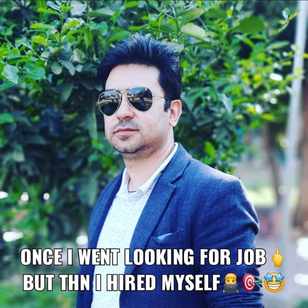 Ronikgupta23's tweet photo. Dont Study Me, You Wont Graduate !
#richlifestyle #dreamlifestyle #royallifestyle #wealthy #online #socialmedia #youth #entrepreneur #directselling #hustle #jammu #fitness #income #earnings #Crypto https://t.co/skkP1GbImp
