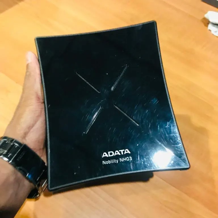 yoshlksl's tweet image. Just realized my 2 TB ADATA Nobility NH03 Portable Hard Drive has been with me for 11 years and it&apos;s still going strong! 💪🏼 Investing in quality technology really pays off in the long run. #HardDriveGoals #LongLastingTech #QualityOverQuantity #MemoriesForLife #ADATA