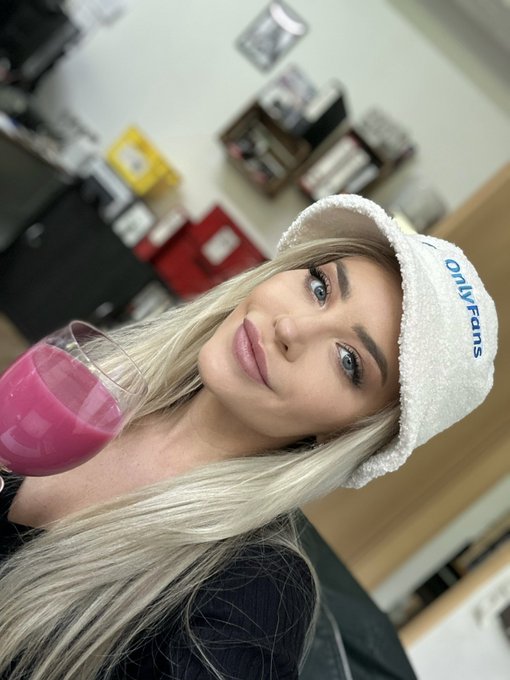 New videos available without subscription on my iwantclipsstore!   https://t.co/P23d4bhDhC https://t<a href="/tag/pearls"class="tags"><span>#pearls</span></a><a href="/tag/leather"class="tags"><span>#leather</span></a><a href="/tag/blonde"class="tags"><span>#blonde</span></a><a href="/tag/corset"class="tags"><span>#corset</span></a><a href="/tag/bombshell"class="tags"><span>#bombshell</span></a><a href="/tag/gold"class="tags"><span>#gold</span></a>