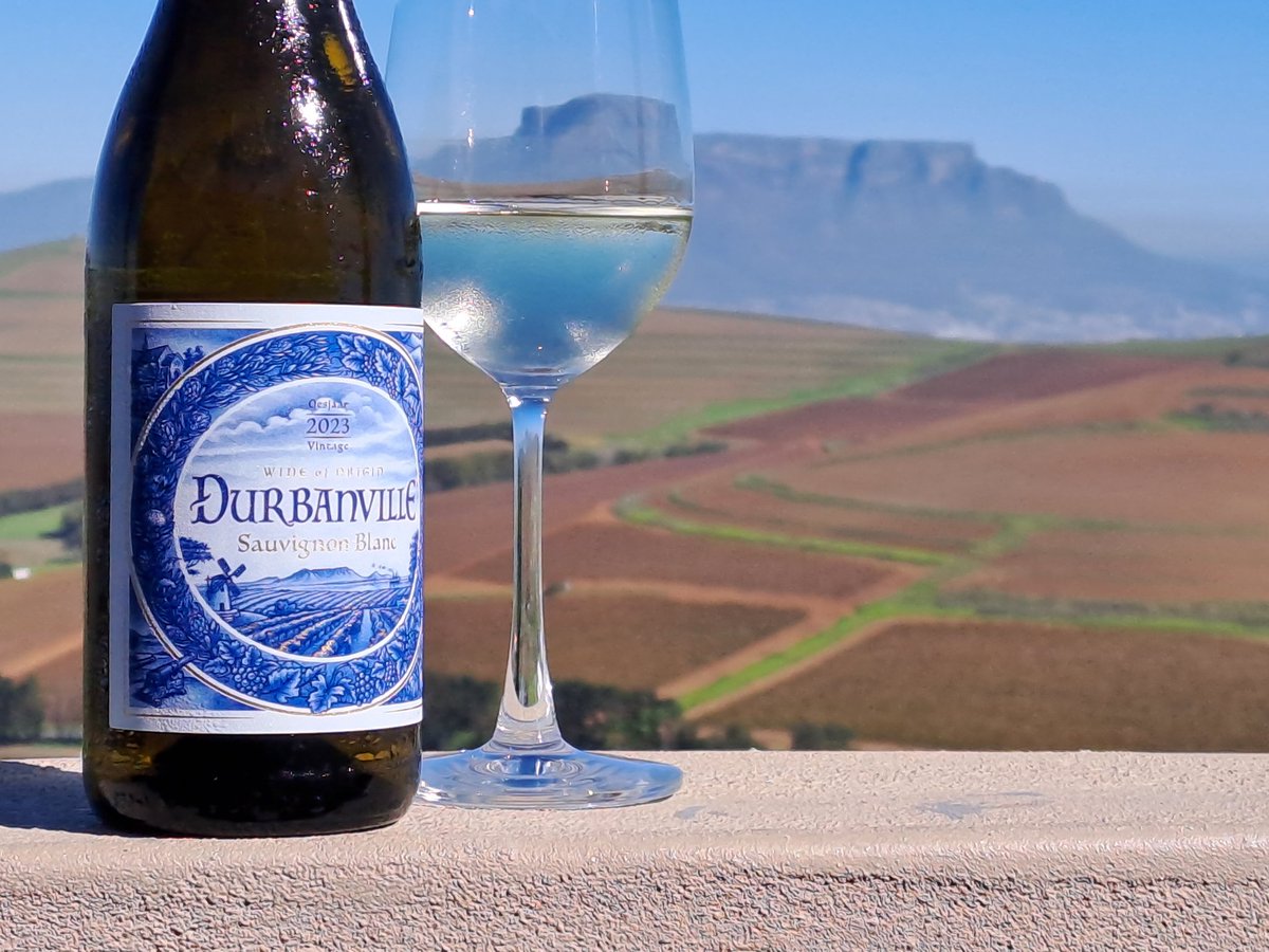 Someone has the right contacts, 'cause launching the new <a href="/DurbanvilleWine/">Durbanville Wine Valley</a> Sauv Blanc on a beaut of a day like today is 💥💥💥
