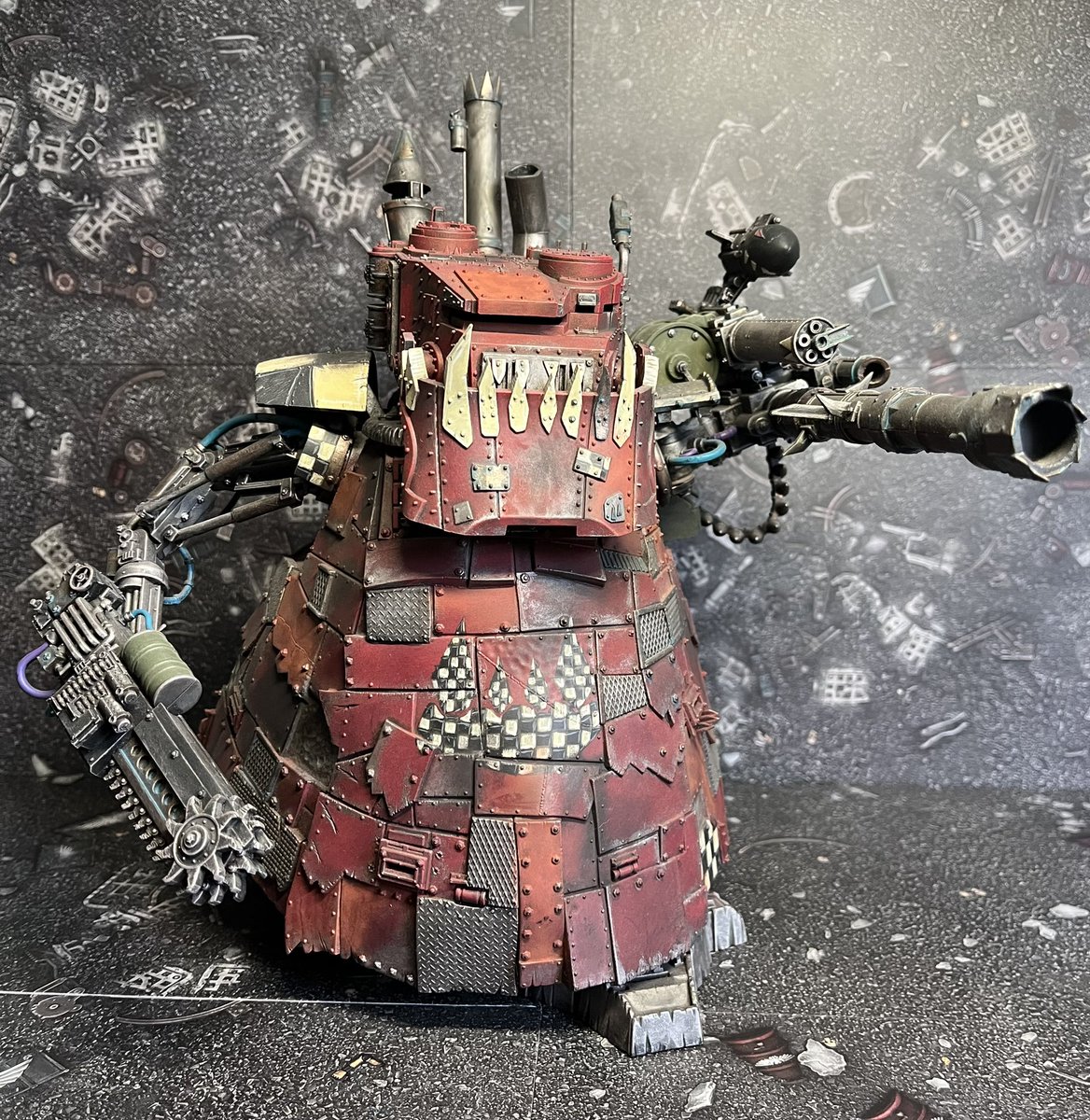 Davewri37806584's tweet image. Selling my painted and converted Ork Stompa- DM if interested before it goes on eBay. Uk based, retweets appreciated! #orks #40k #WarhammerCommunity