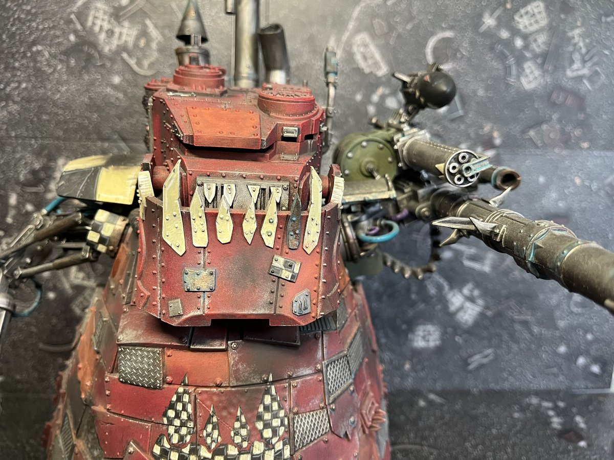 Davewri37806584's tweet image. Selling my painted and converted Ork Stompa- DM if interested before it goes on eBay. Uk based, retweets appreciated! #orks #40k #WarhammerCommunity