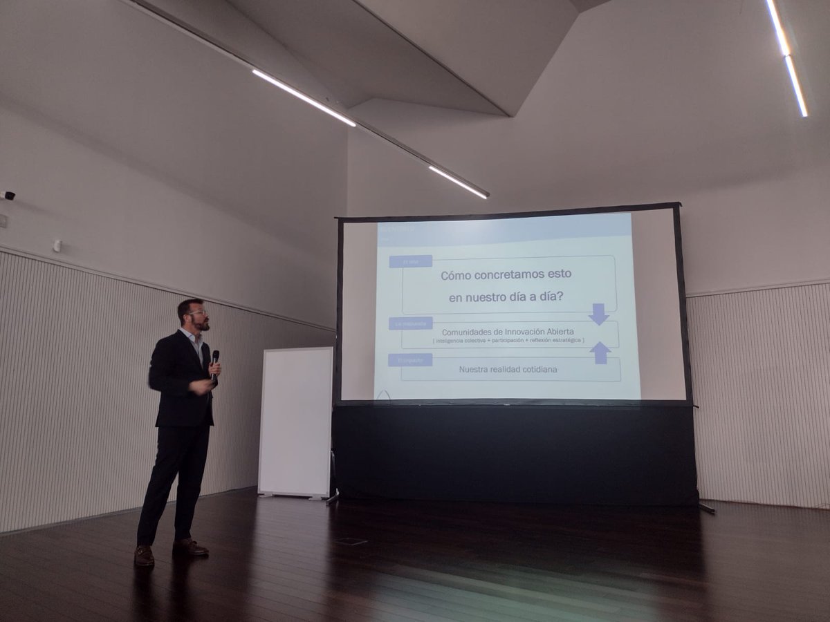 Fundación Amigó tweet media