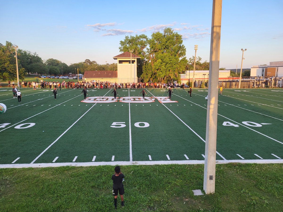 brucewayne100's tweet image. A beautiful Friday for FAMU Drum Major tryouts! #ThePatch #Marching100 #FAMU #HBCU #DrumMajor