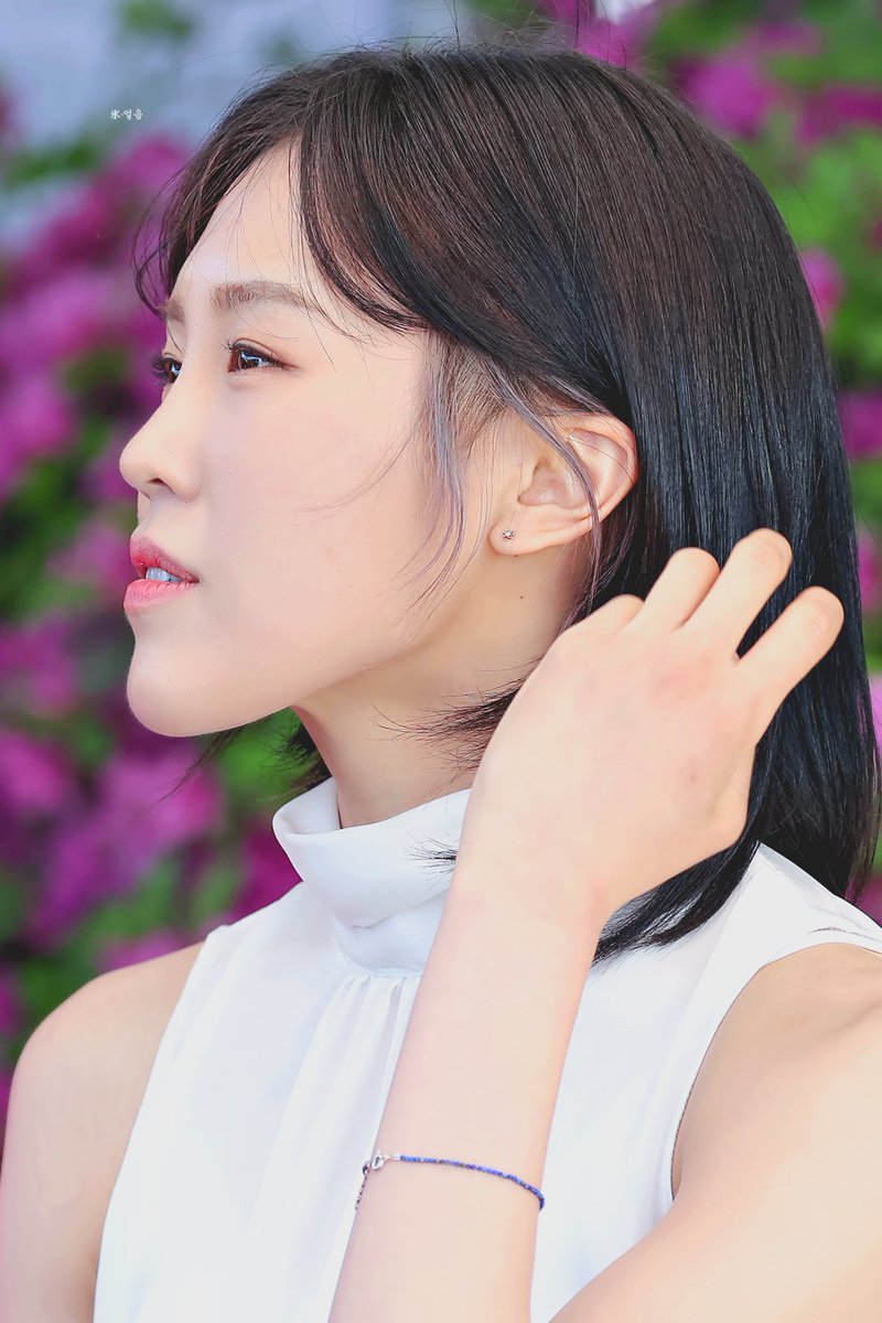 氷•얼음 tweet media