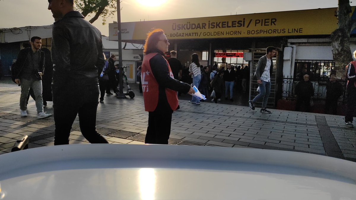 ⭐Laiklik, eşitlik, özgürlük için 1 oy SOL Parti'ye

⭐ Felaket iktidarını göndermek için 1 oy Kılıçdaroğlu'na

#pusuladaSOLvar