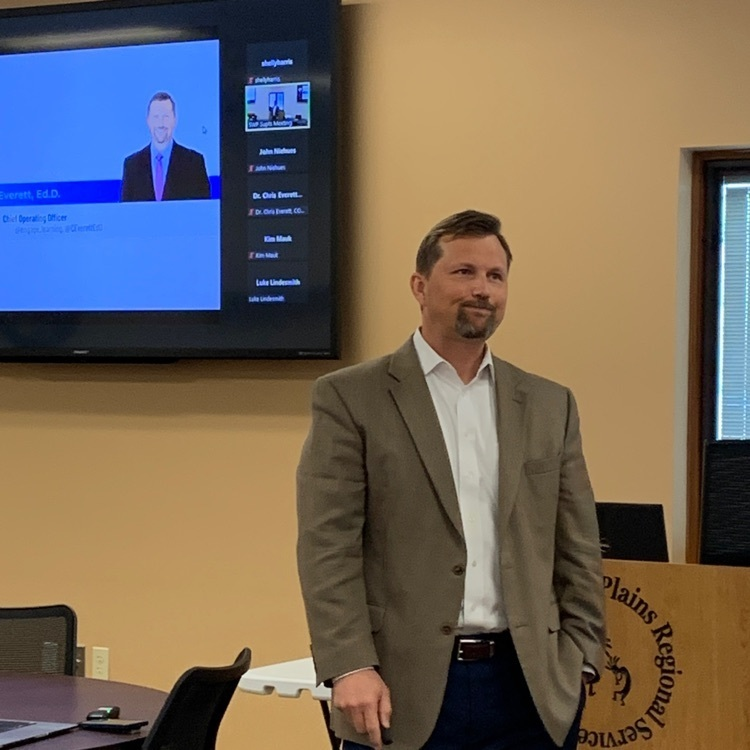 swplains's tweet photo. Thanks to Chris Everett @CEverrettEdD from #Engage2Learn &amp; #eSuite for sharing information on our instructional coaching partnership at Supts Council this morning! https://t.co/2AiRm3Ryya