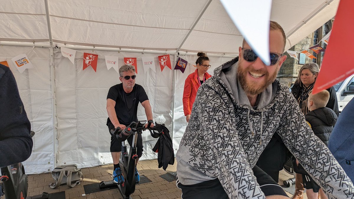 lejogsisters's tweet photo. Our amazing riders are on their last leg - closing in on 1,000 miles!

What a fantastic day!

#LichfieldLEJoGRelay https://t.co/04Ydlrvj5H