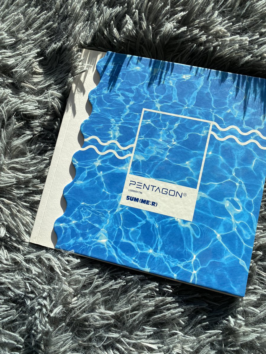 daryaemoe's tweet photo. Продам альбом Pentagon Summer 
Спб
600 рублей https://t.co/3TAsTI7L7J