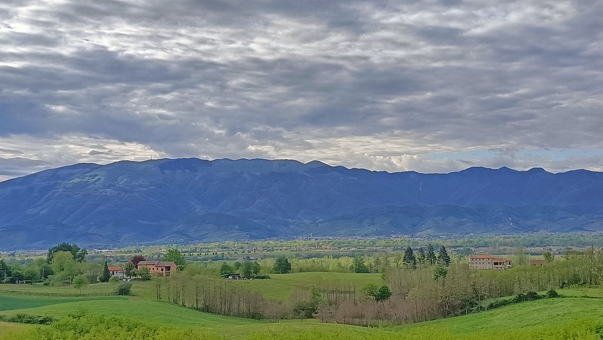 giocogio1's tweet photo. #Pedemontana
#Piave
#Cesen
#Veneto https://t.co/TIywzc7rsw