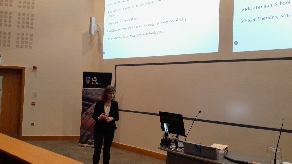 UCDEarth's tweet image. Final short talk by Mary Kelly-Quinn (@UCDSBES) on  Informing policy + practice to protect Ireland’s freshwaters and her work with Citizens Assembly on Biodiversity Loss (@CitizAssembly) + 18 key messages informed by her #CitizenScience work + research

/9