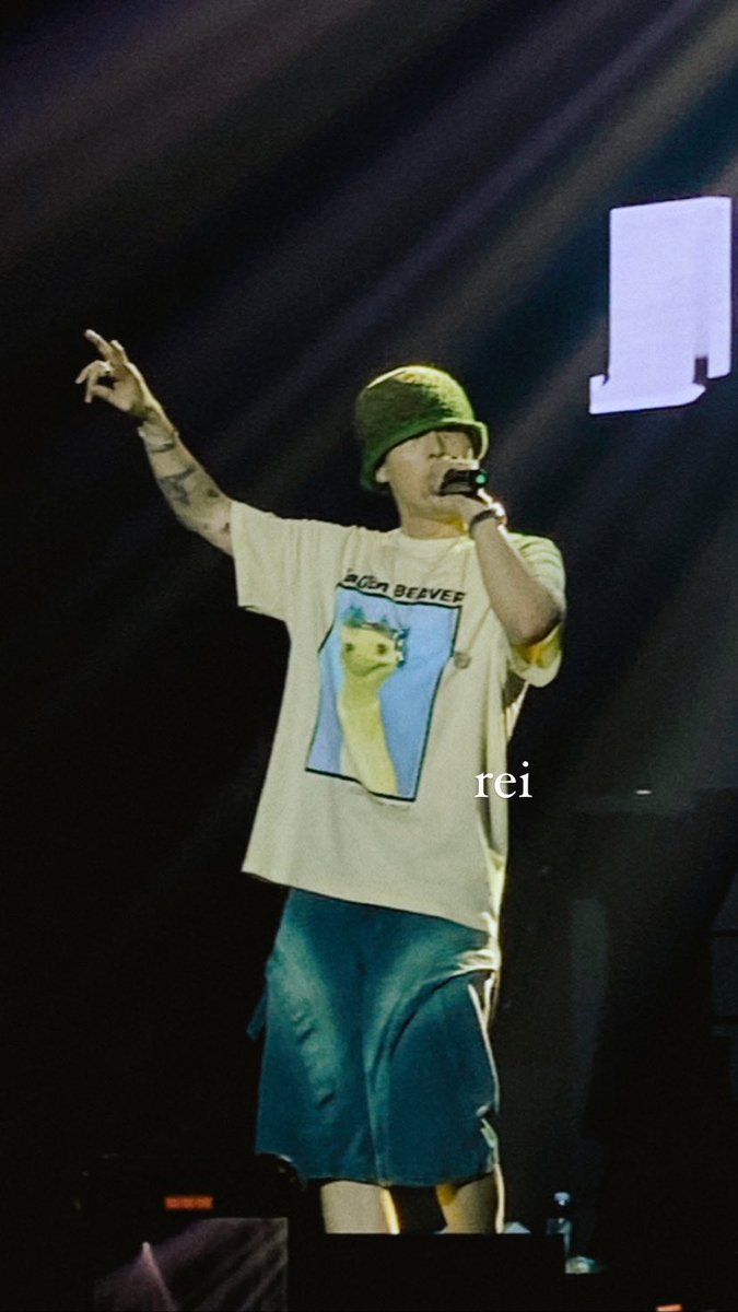 jstdpr's tweet image. all eyes on pH-1 ♡

#AboutDamnTimeTourInMNL