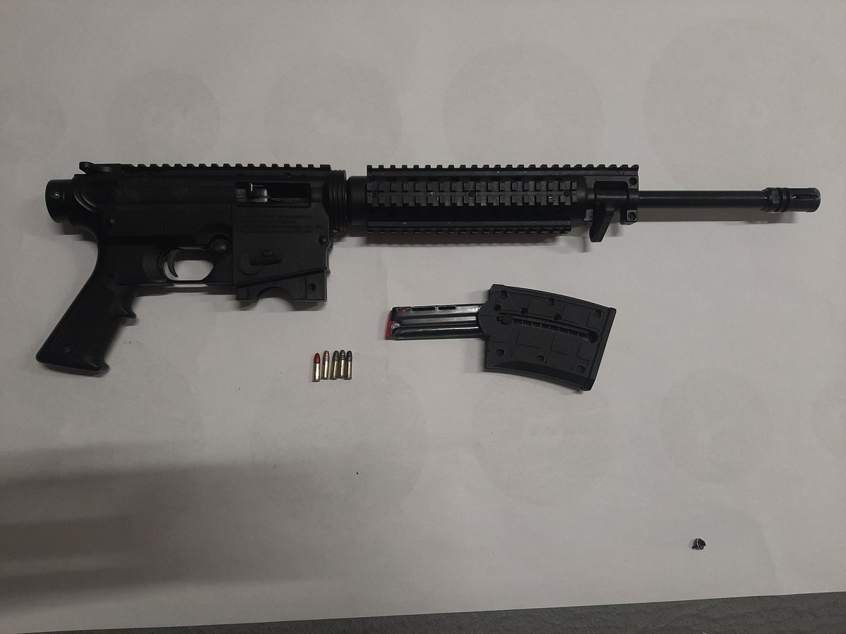 SPSmediaoffice's tweet photo. An adult male has been arrested, charged, and remains custody following an overnight arrest. This .22 caliber rifle was fired outside of a residence on Downie Street in the City of Stratford.  The male was arrested after fleeing the scene and had the rifle concealed in a jacket. https://t.co/FTEWpf9QY9