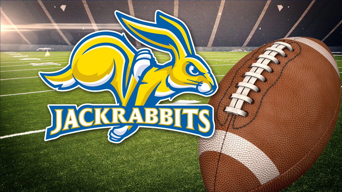 HustlinHawksFB's tweet photo. Thank you to @CoachRyanOlson and @GoJacksFB football stopping by Greenfield to discuss some #FutureJackrabbits
#HawksFlyHigh https://t.co/3lZNpiv9Nc