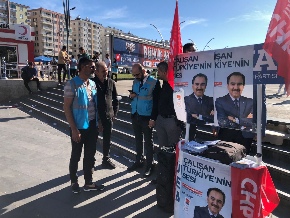 kadinkayapinar's tweet photo. Birlikten kuvvet doğar diyerek yola DEVA'M https://t.co/8PaJkz77SR