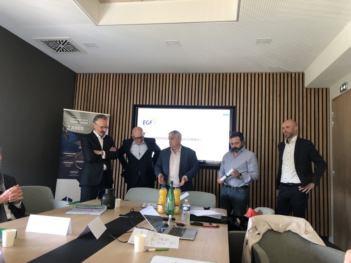 Concours 2023 « Innover pour un monde durable » ( ex clef d’or) d’EGF délégation régionale Normandie ce jour à Caen dans les très beaux locaux de la FFB Normandie. Eiffage construction remporte le prix pour la réalisation du campus scolaire de Mesnil-en-Ouche.