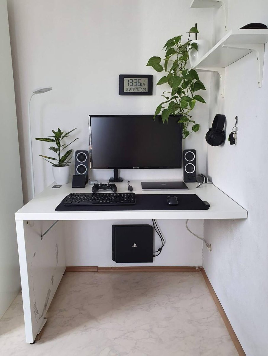 SydneyGameBlog's tweet photo. Rate my new #setup guys!
1-10
#playstation #setup #monitor144hz #pcsetup #playstationsetup #gaming #game https://t.co/Le75maDtFc