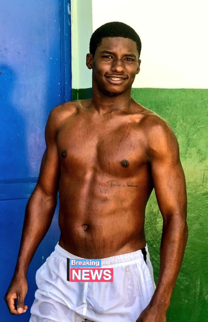 Em qualquer lugar vou me adaptar
Igual camaleão sei me camuflar
❤️💪🏾