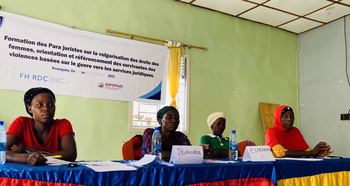 sofepadi's tweet photo. #InvestHumanity #Rutshuru 🇨🇩
Avec l’appui financier du Fonds Humanitaire en RDC ( @CBPFs ), nous venons de former 12 para-juristes sur la vulgarisation des droits des femmes, orientation et référencement des survivantes des #VBG vers les services juridiques.
@UNOCHA_DRC
(1/2) https://t.co/YjswmXEIIR